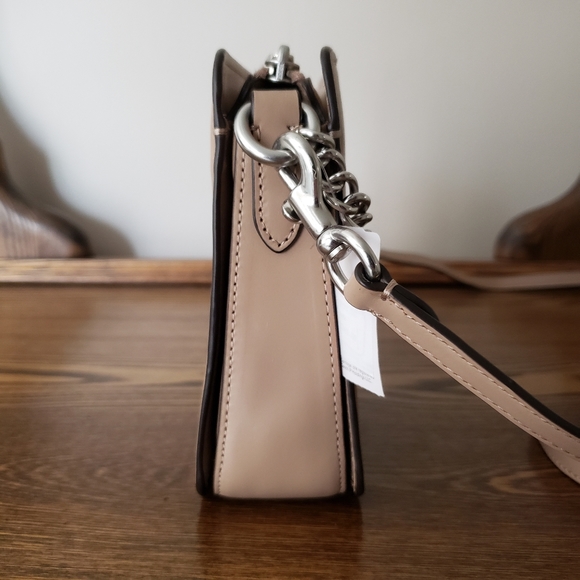 Coach Signature Chain Calf Leather Crossbody Taupe - Picture 2 of 7